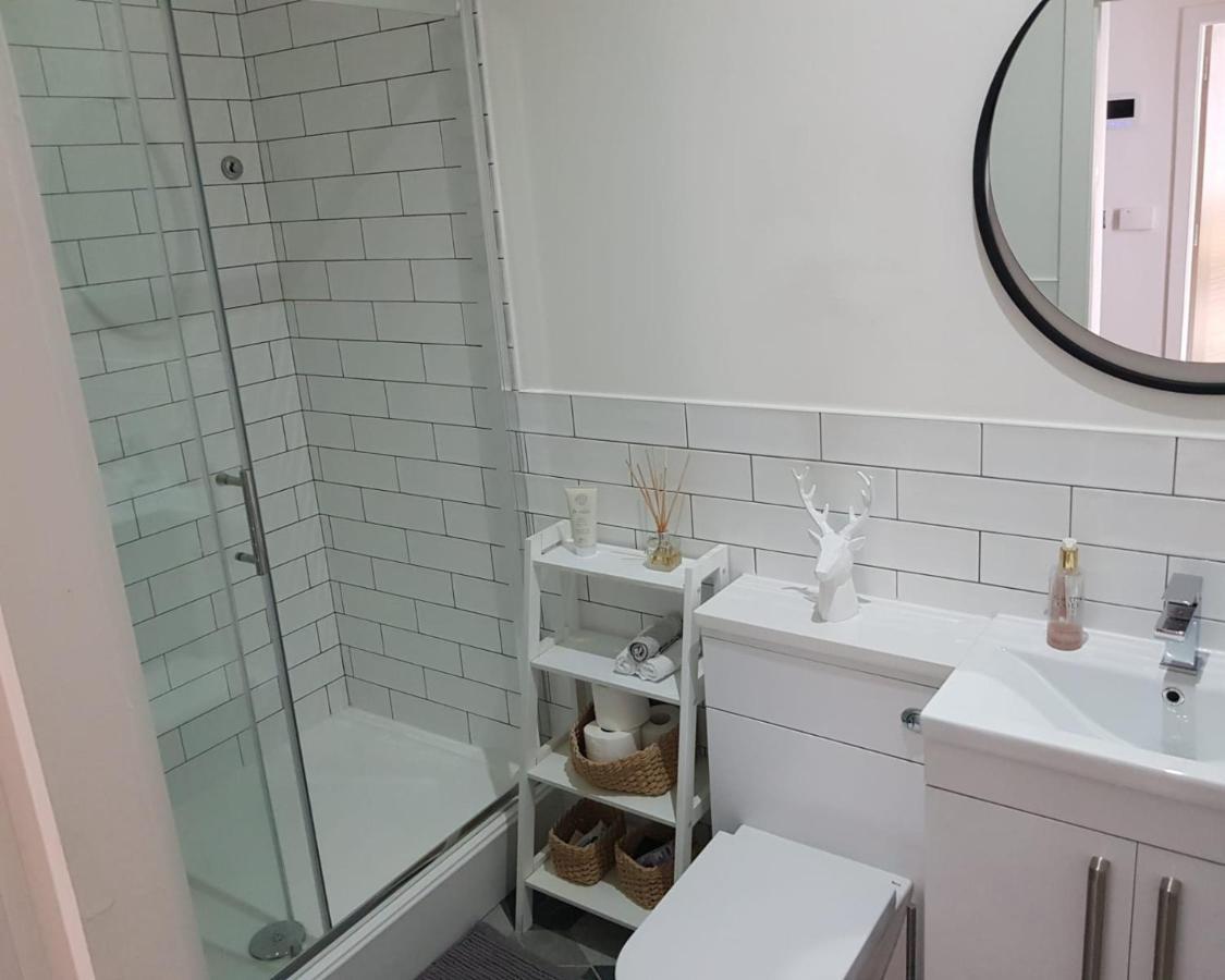 34 Cuppin Street - Luxury City Centre Apartment! Chester Ngoại thất bức ảnh