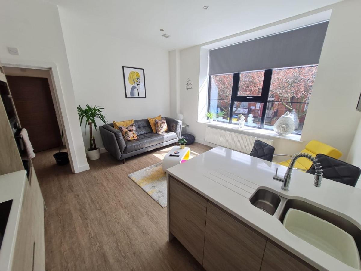34 Cuppin Street - Luxury City Centre Apartment! Chester Ngoại thất bức ảnh