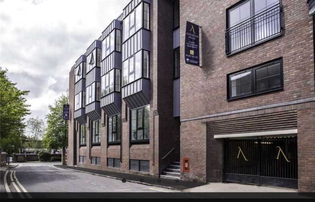 34 Cuppin Street - Luxury City Centre Apartment! Chester Ngoại thất bức ảnh